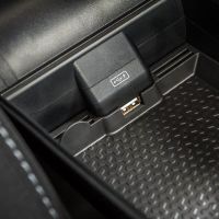 Κονσόλα Χειροφρένου Τεμπέλης Armster OE1 TR Limited Με Usb Για Dacia Duster 2018+ Χωρίς Εργοστασιακό Τεμπέλη Μαύρο Χρώμα Με Κόκκινη ραφή