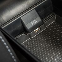 Κονσόλα Χειροφρένου Τεμπέλης Armster OE1 Με Usb Για Dacia Duster 2018-2019  Με Εργοστασιακό Τεμπέλη Μαύρο Χρώμα