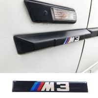 Αυτοκόλλητο Σήμα Bmw M3 11x1.5 cm Με Επικάλυψη Σμάλτου 2 Τεμάχια