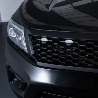 Μάσκα Για Nissan Navara D23 NP300 15-20 Badgeless Μαύρη Ματ Με Led