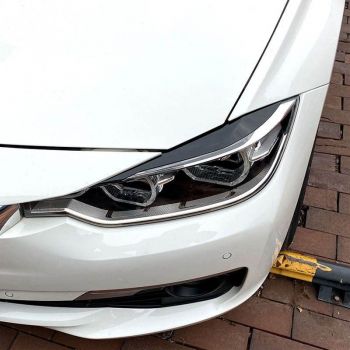 Φρυδάκια Μπροστινών Φαναριών Για Bmw 3 F30 / F31 2011-2019 Βαμμένα Μάυρο Γυαλιστερό Χρώμα 2 Τεμάχια