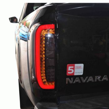 ΟΠΙΣΘΙΑ ΦΑΝΑΡΙΑ DYNAMIC LED DYNLED 850 NISSAN NAVARA D23 NP300 2016+