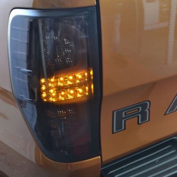 ΟΠΙΣΘΙΑ ΦΑΝΑΡΙΑ DYNAMIC LED DYNLED 850 FORD RANGER T6 2012+, T7 2017+ &amp; T8 2020+