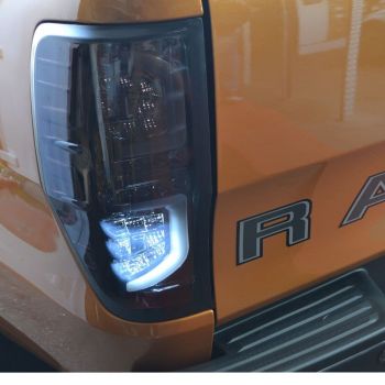 ΟΠΙΣΘΙΑ ΦΑΝΑΡΙΑ DYNAMIC LED DYNLED 850 FORD RANGER T6 2012+, T7 2017+ &amp; T8 2020+