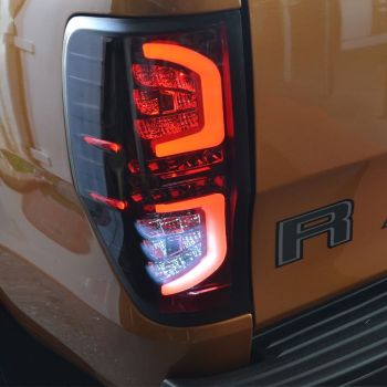 ΟΠΙΣΘΙΑ ΦΑΝΑΡΙΑ DYNAMIC LED DYNLED 850 FORD RANGER T6 2012+, T7 2017+ &amp; T8 2020+