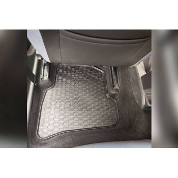 Λαστιχένια Πατάκια Geyer & Hosaja Για VW Polo 2009-2017 / Skoda Fabia 2014+ / Seat Ibiza 2008-2017 4 Τεμάχια Μαύρο 842/4C